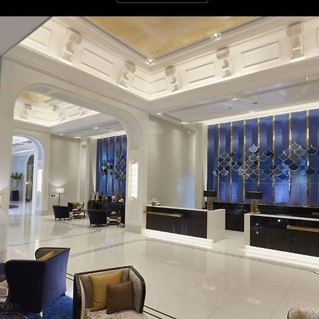 Grande Centre Point Sukhumvit 55 Thong Lo Hotel Bangkok Exterior photo The lobby of the hotel